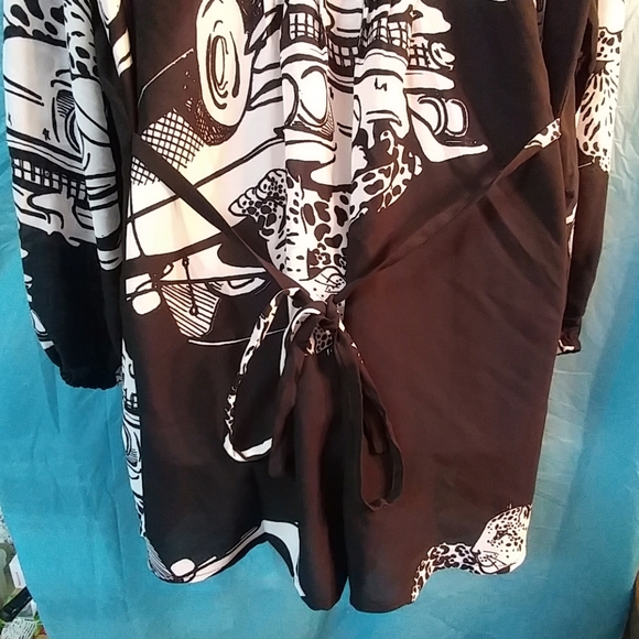 Melissa McCarthy Plus Pintucked Cheetah Blouse - Picture 7 of 8